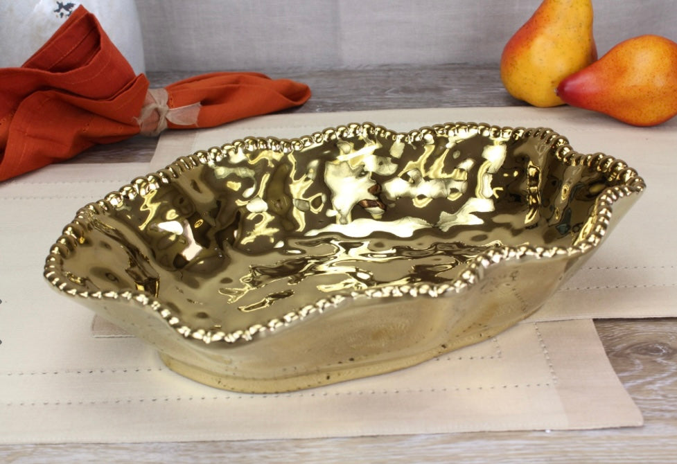 Porcelain Wavy Baker