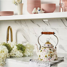 Load image into Gallery viewer, Wildflowers Pink 2 Quart Kettle

